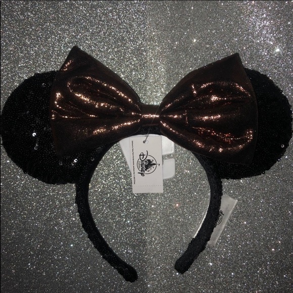 New Disney parks belle of the bronze Minnie ears main image 4